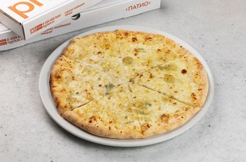 Пицца Кватро Формаджи 28 см подарок